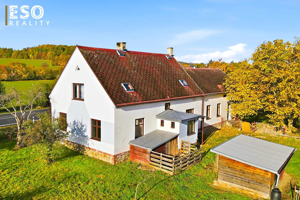 Prodej rodinného domu 442 m², pozemek 5019 m²